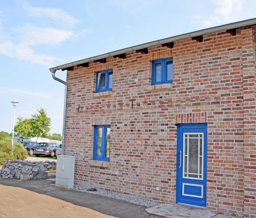 Ferienhaus Zum Boddenstrand Mit Ka Groß Zicker Kültér fotó