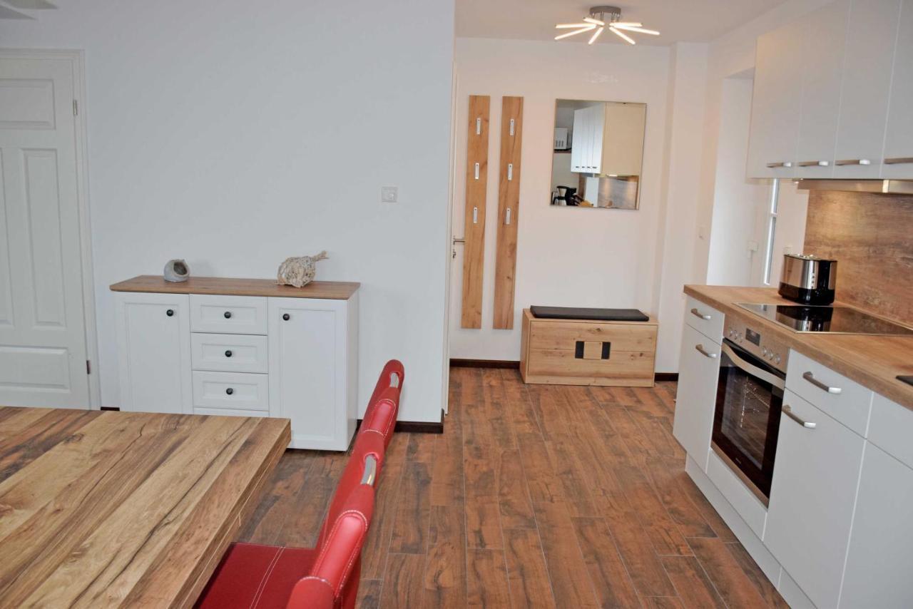 Ferienhaus Zum Boddenstrand Mit Ka Groß Zicker Kültér fotó