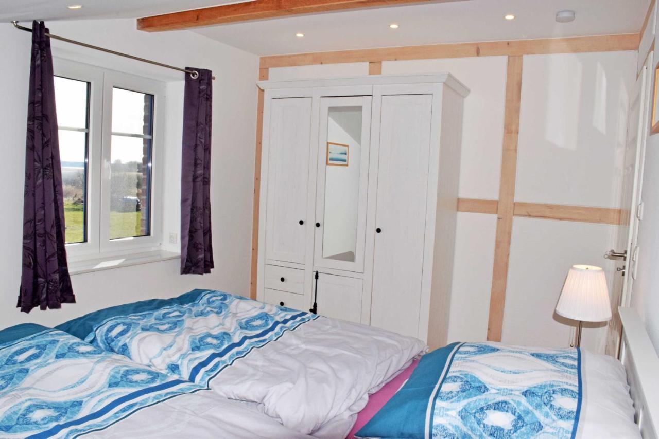 Ferienhaus Zum Boddenstrand Mit Ka Groß Zicker Kültér fotó